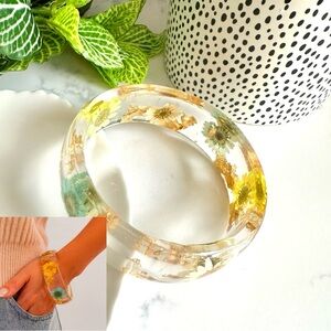 2/$30🌵 Dried Pressed Flower Clear Resin Bangle Bracelet NEW Thick Boho Jewelry